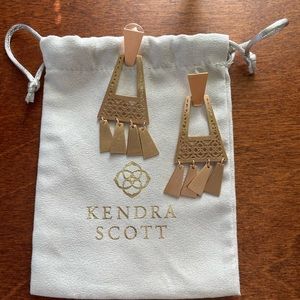 Kendra Scott rose gold statement stud earrings